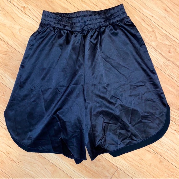 Zara Pants - NWT Zara Silky Shorts
